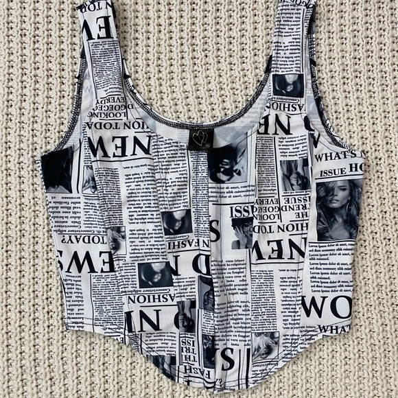 Newspaper Print Tank Top - Picture 2 of 3